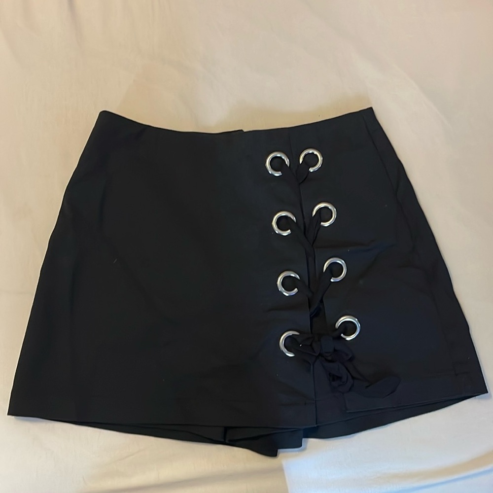 Boutique Black Skort Size Small